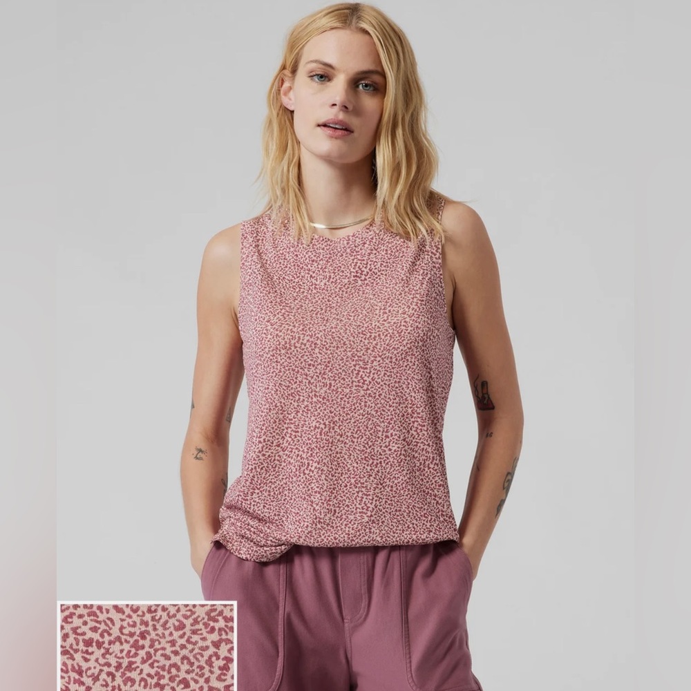 ATHLETA Breezy Tank Top Camisole Micro Cheetah Bashful Rose Size XS NWOT
